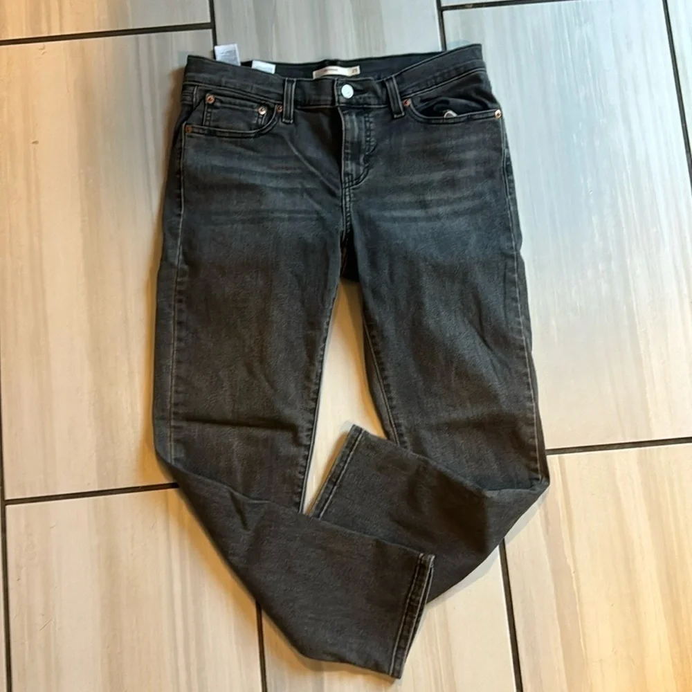 Womens Black Levi's Boyfriend Ankle Size 29 - Picture 1 of 5